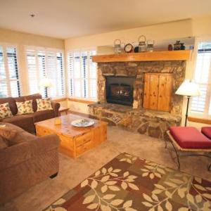 Silver Bear #20 Deluxe Upscale 2 Bed 2 Bath Condo Short Walk to Canyon Lodge Pet Friendly