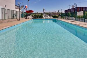Country Inn & Suites by Radisson, Nashville, TN hotel near Gaylord Opryland Resort & Convention Center