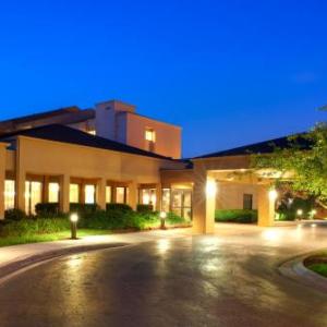 Hotels near Northland Performing Arts Center Columbus - Courtyard By Marriott Columbus Worthington