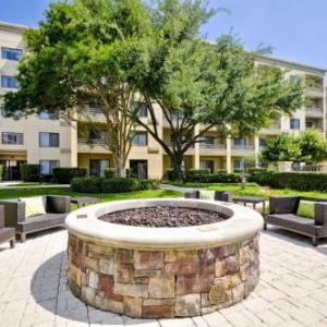 Courtyard by Marriott Dallas Medical/Market Center