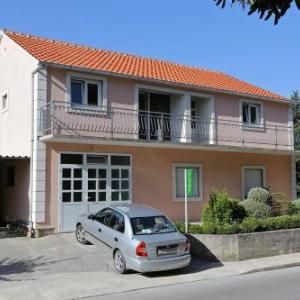 Apartments with parking space Orebic Peljesac - 10101