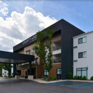 Courtyard by Marriott Detroit Utica