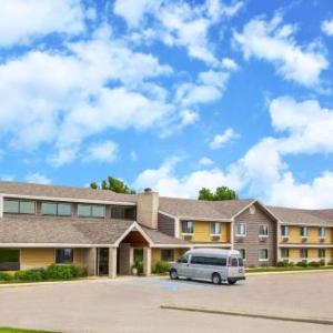 Hotels near Surf Ballroom Clear Lake - AmericInn by Wyndham Clear Lake