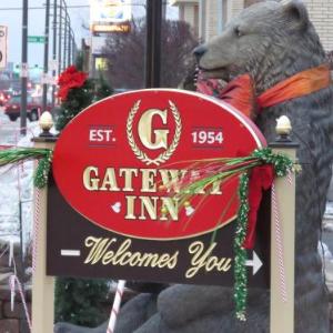 Hotels near Beverly Arts Center - Gateway Inn