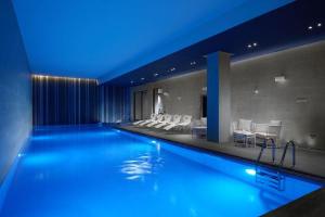 Hilton London Bankside, Newington