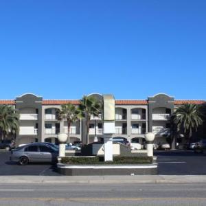 Hotels near Calvary Christian Center Ormond Beach - La Quinta Inn & Suites by Wyndham Oceanfront Daytona Beach