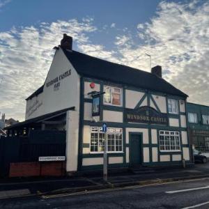 Hotels near The Halls Wolverhampton - The Windsor Castle Inn