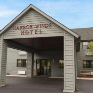Harbor Winds Hotel