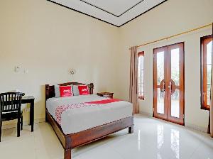 OYO 90458 Pucuk Bali Guest House, Canggu