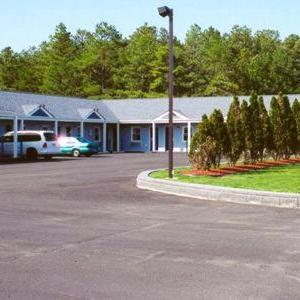 Hotels near New Jersey Motorsports Park - Red Carpet Inn & Suites Hammonton NJ Route-30E