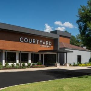 Courtyard by Marriott Memphis East/Park Avenue