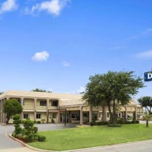 Days Inn by Wyndham Dallas Irving Market Center