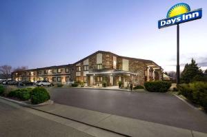 Days Inn by Wyndham Fort Collins, Fort Collins