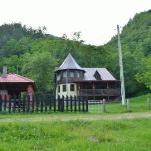 Chalet Paraul Casei