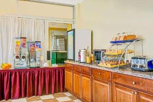 Days Inn by Wyndham Alexandria South, Alexandria