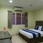 OYO 184 Hotel Star Town Inn