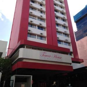 Hotel Tower House Suites