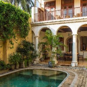 Thambili House by Edwards Collection