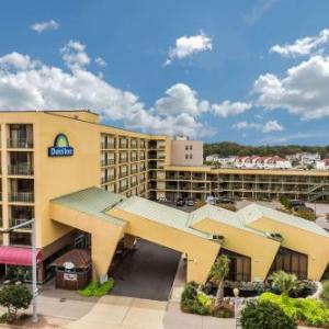 Days Inn by Wyndham Virginia Beach At The Beach