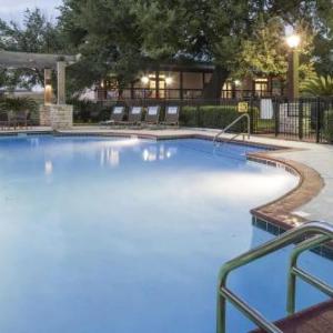 DoubleTree By Hilton Hotel Austin-University Area