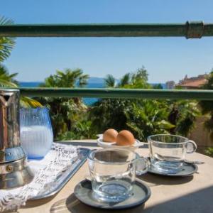Penthouse And Piano Nobile PRKG WiFi Garden Near Beach Away From Roads