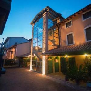Residenze L'Uncinaia Holiday House