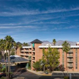 Hi Corbett Field Hotels - Embassy Suites by Hilton Tucson East AZ