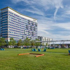 Aloft Boston Seaport District hotel photo