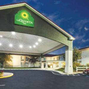 Maryland International Raceway Hotels - La Quinta Inn & Suites by Wyndham Waldorf