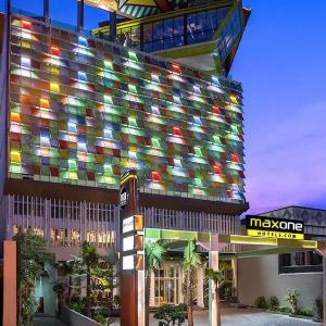 MaxOneHotel Tidar Surabaya