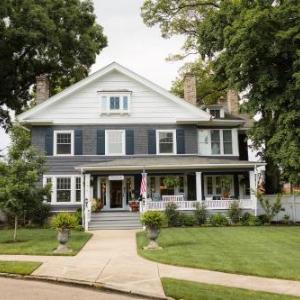 Hotels near Drexel Theatre - Hawthorne Park Bed And Breakfast