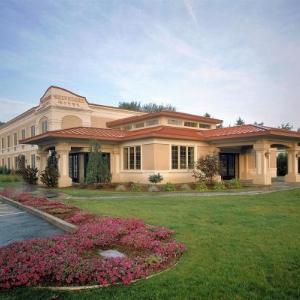 Hotels near Altamont Fair - Belvedere Inn