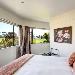 Hotels near Trafalgar Centre Nelson - The Beachcomber Hotel