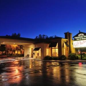 University Park Inn & Suites