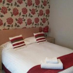 Hotels near Grantham Meres Leisure Centre - The Avenue Hotel