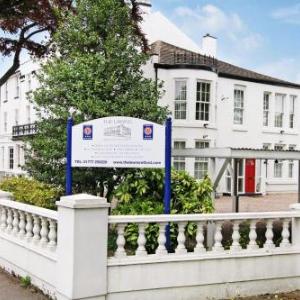 Hotels near Sherwood Pines Mansfield - The Lawns Guest House