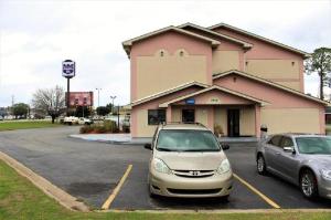 Knights Inn Albany, Albany