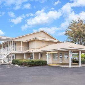 Super 8 by Wyndham Madison