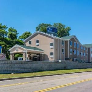 Cobblestone Hotel & Suites - Erie