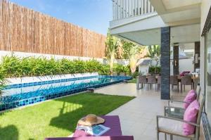 Luxury villa Baylis in a full service resort with beachclub, Koh Samui