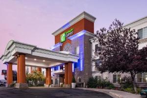 Holiday Inn Express Hotel & Suites Evanston, an IHG Hotel, Evanston