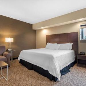 Clarion Hotel & Suites Brandon