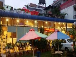 Hotel Ashrey, Dehradun