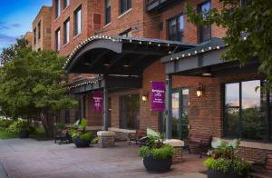 Residence Inn Minneapolis Downtown at The Depot, Minneapolis