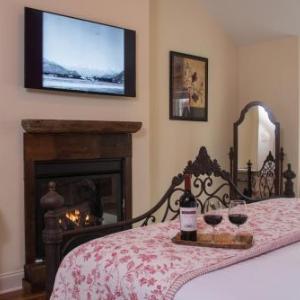 Caldwell House Bed and Breakfast