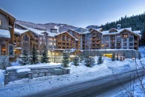 First Tracks Lodge, Whistler