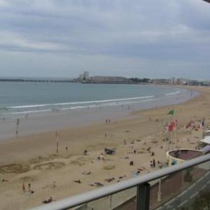 Appartement T3 au 6e etage avec balcon et vue mer - FR-1-197-200