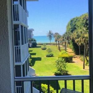 Island Beach Club #220B