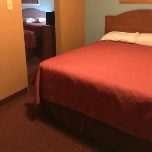 Casa Blanca Ballroom Laredo Hotels - Econo Lodge Inn & Suites