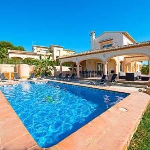 Villa Almendros - PlusHolidays